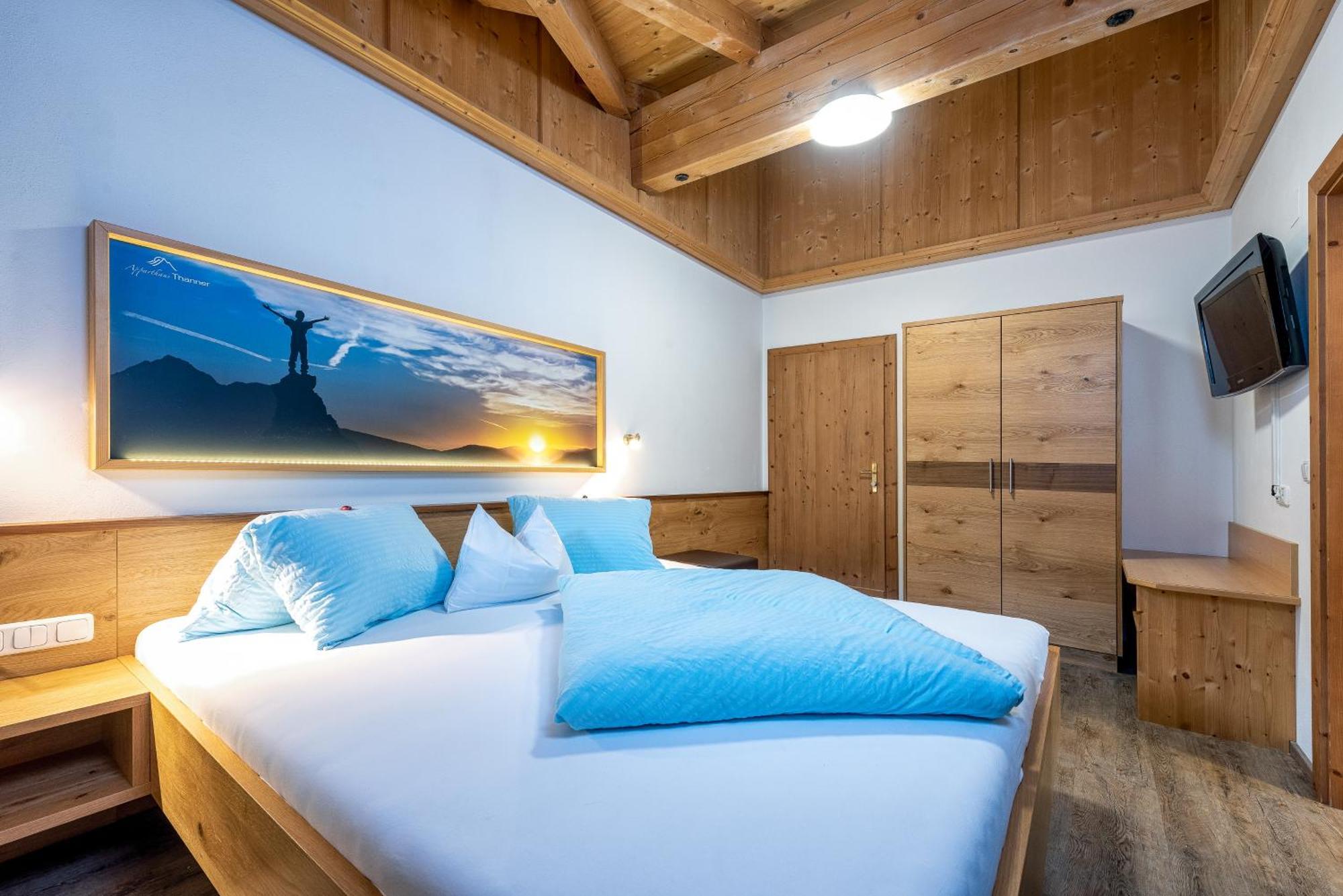 Alpenresort Thanner Mayrhofen Zimmer foto