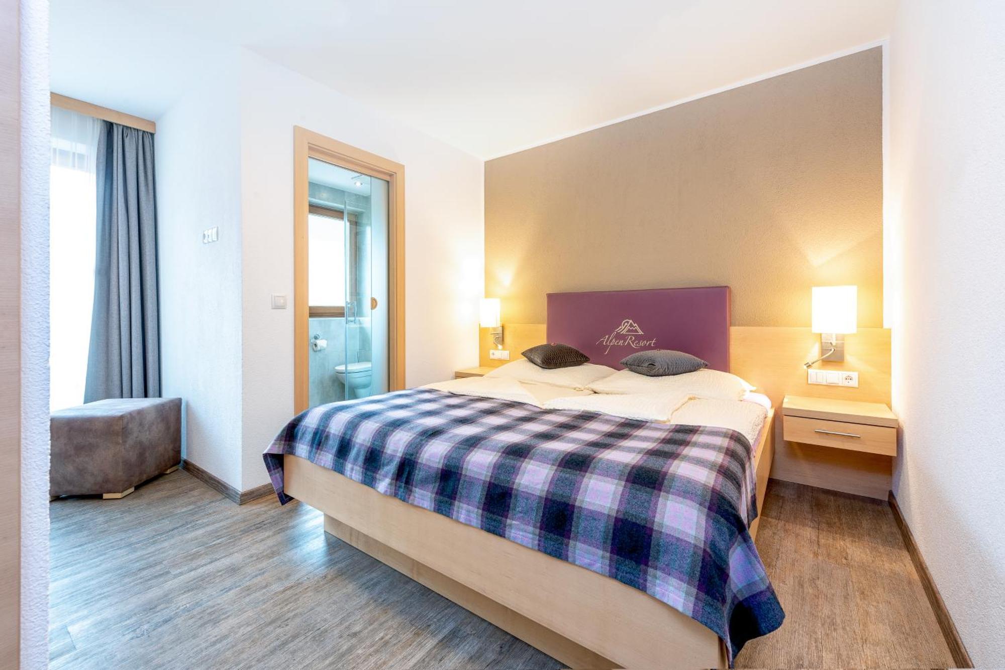 Alpenresort Thanner Mayrhofen Zimmer foto