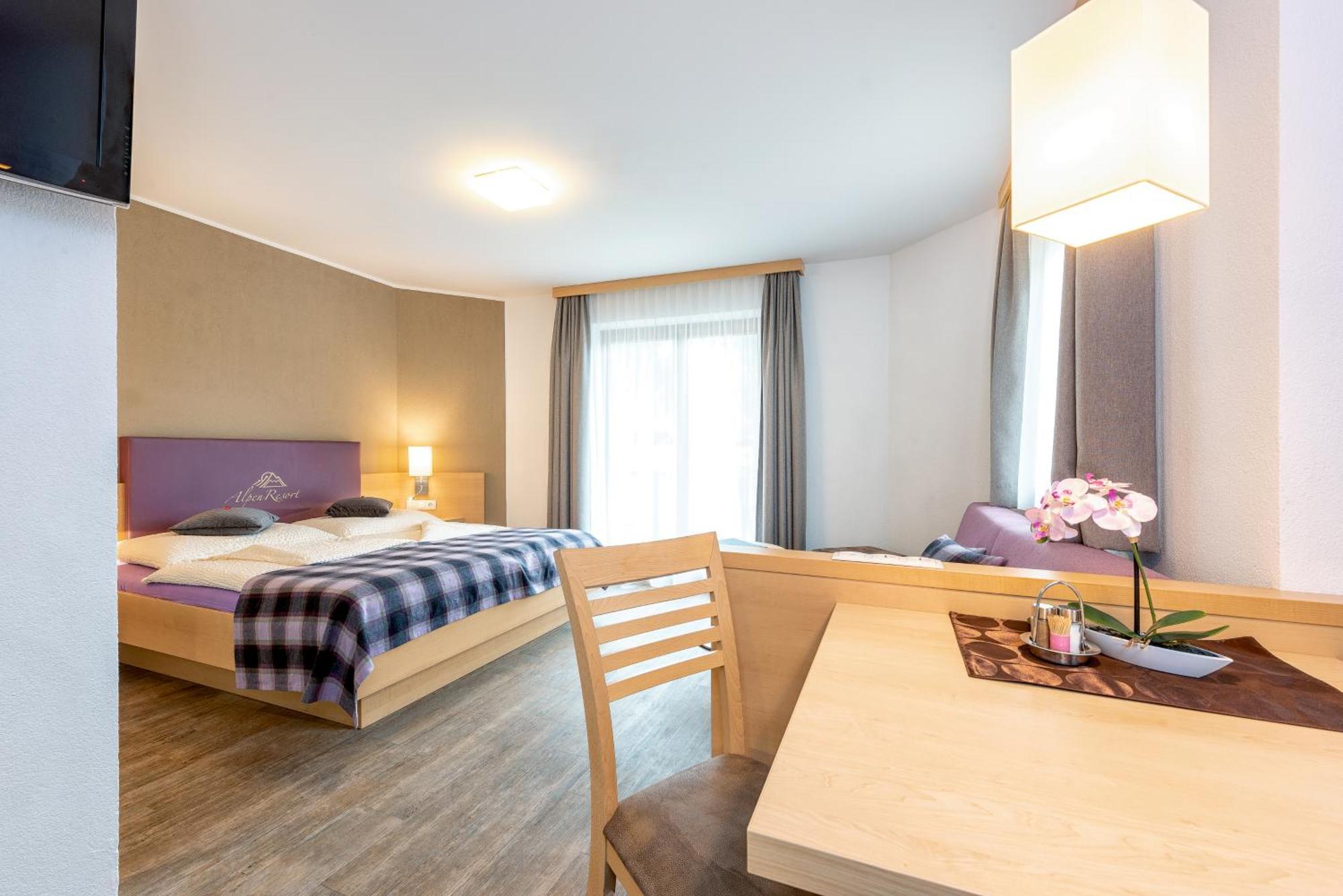 Alpenresort Thanner Mayrhofen Zimmer foto